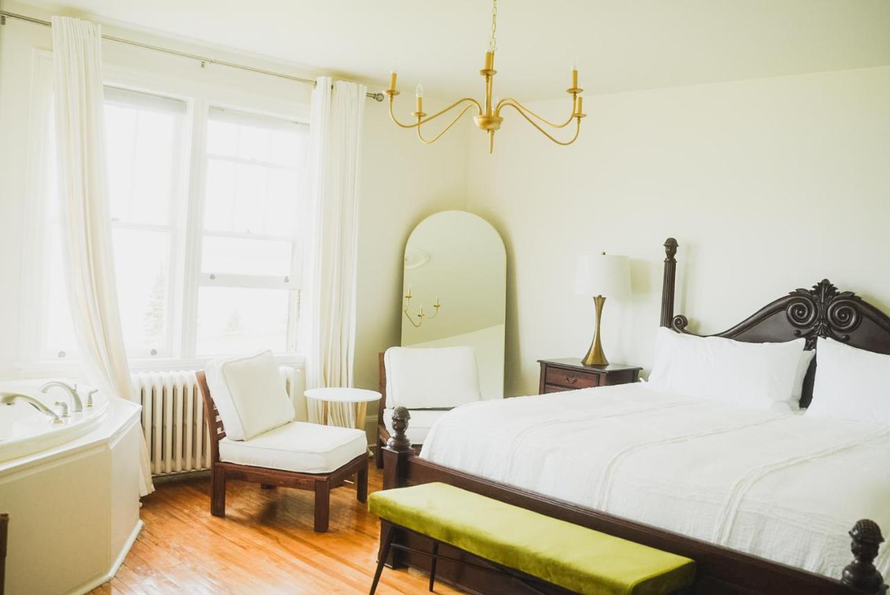 Bellview Luxury Suites Baddeck Inlet Esterno foto